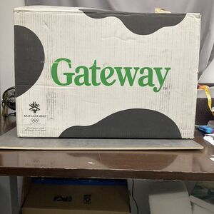 Gateway Computer Original Cow Print Empty Box Y2K